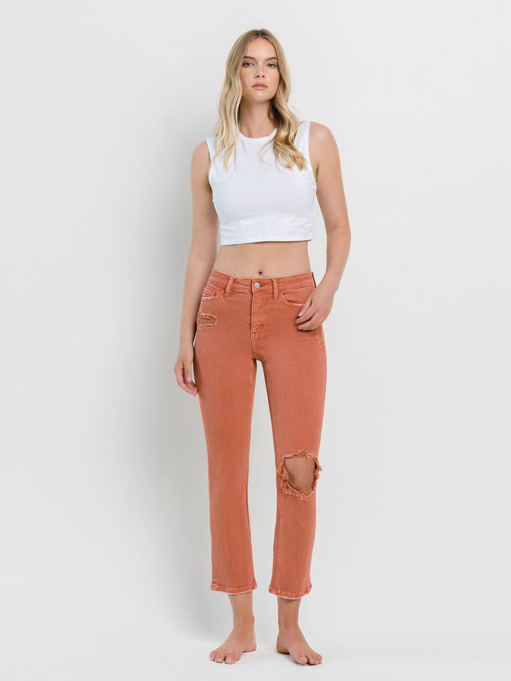 GERADE GESCHNITTENE, SCHMALE JEANS MIT HOHEM BUND V3497CBR für den Großhandel von VERVET by FLYING MONKEY