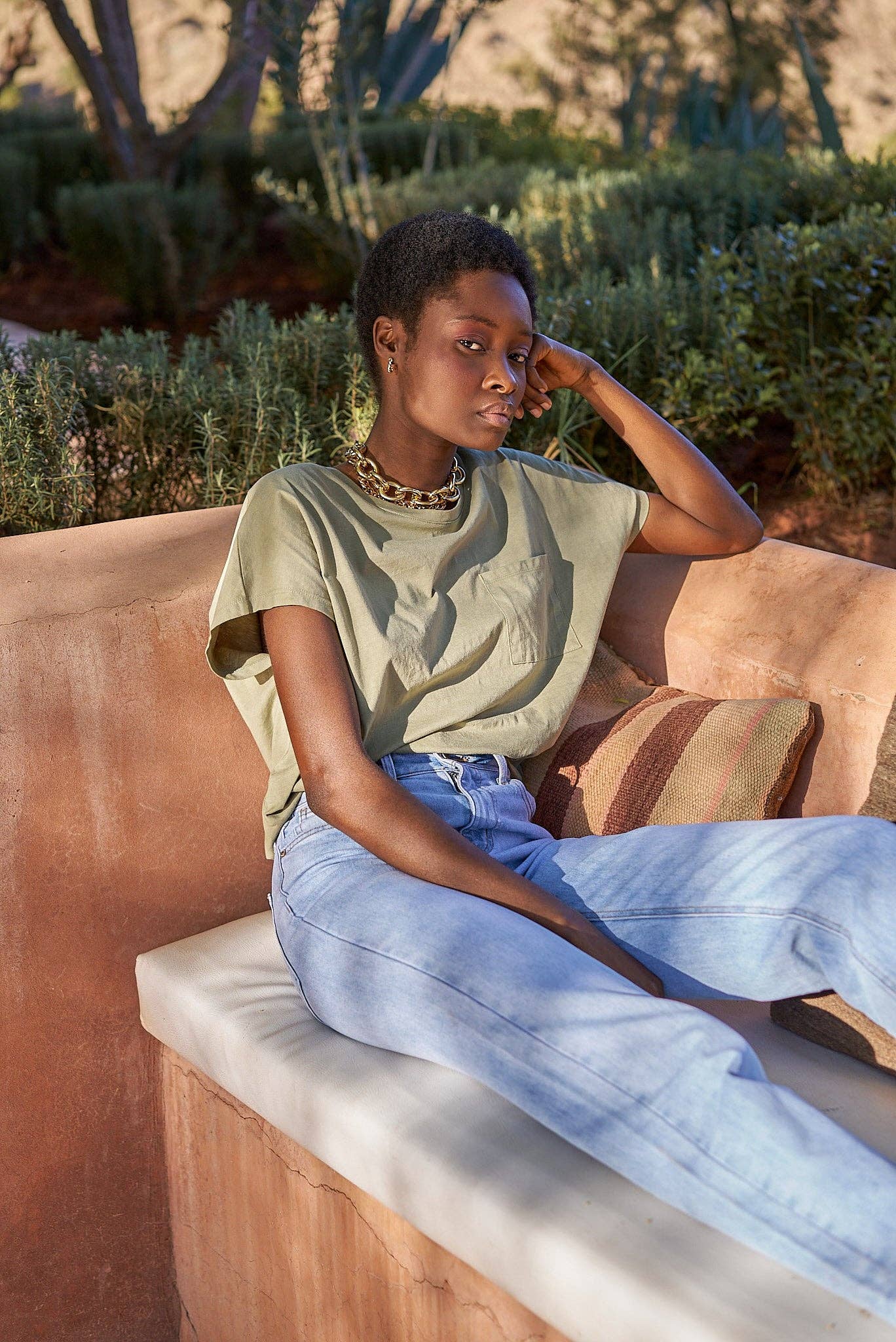 Oraije Paris – Großhandel Jeans – Damen – Solange gerade geschnittene Jeans8