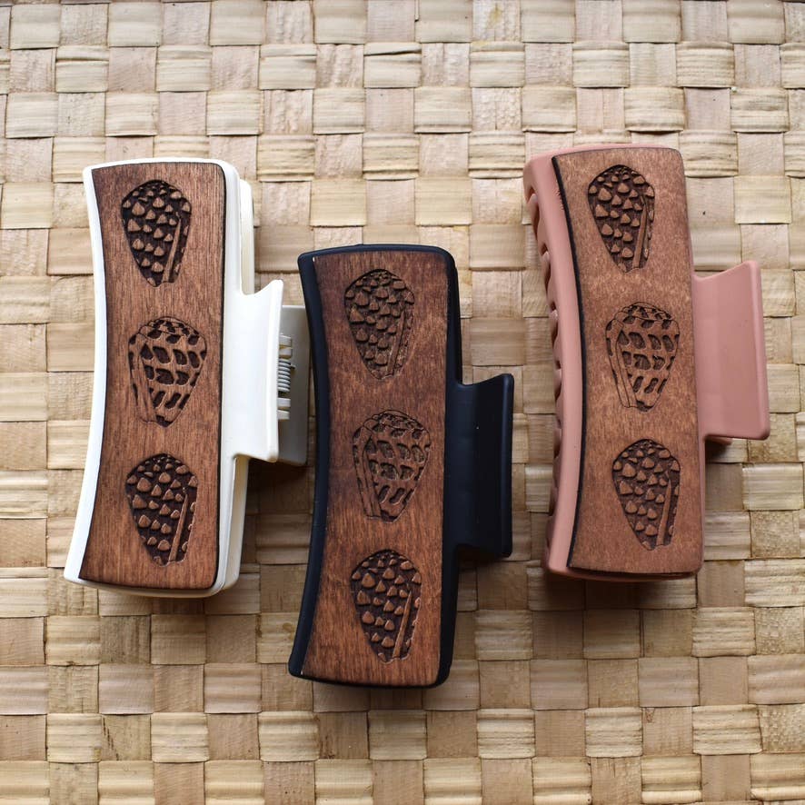 Revel Sun Hawai'i – wholesale Hårklämma - Dam – Handgjord träsnäpp med ingraverade mönster5