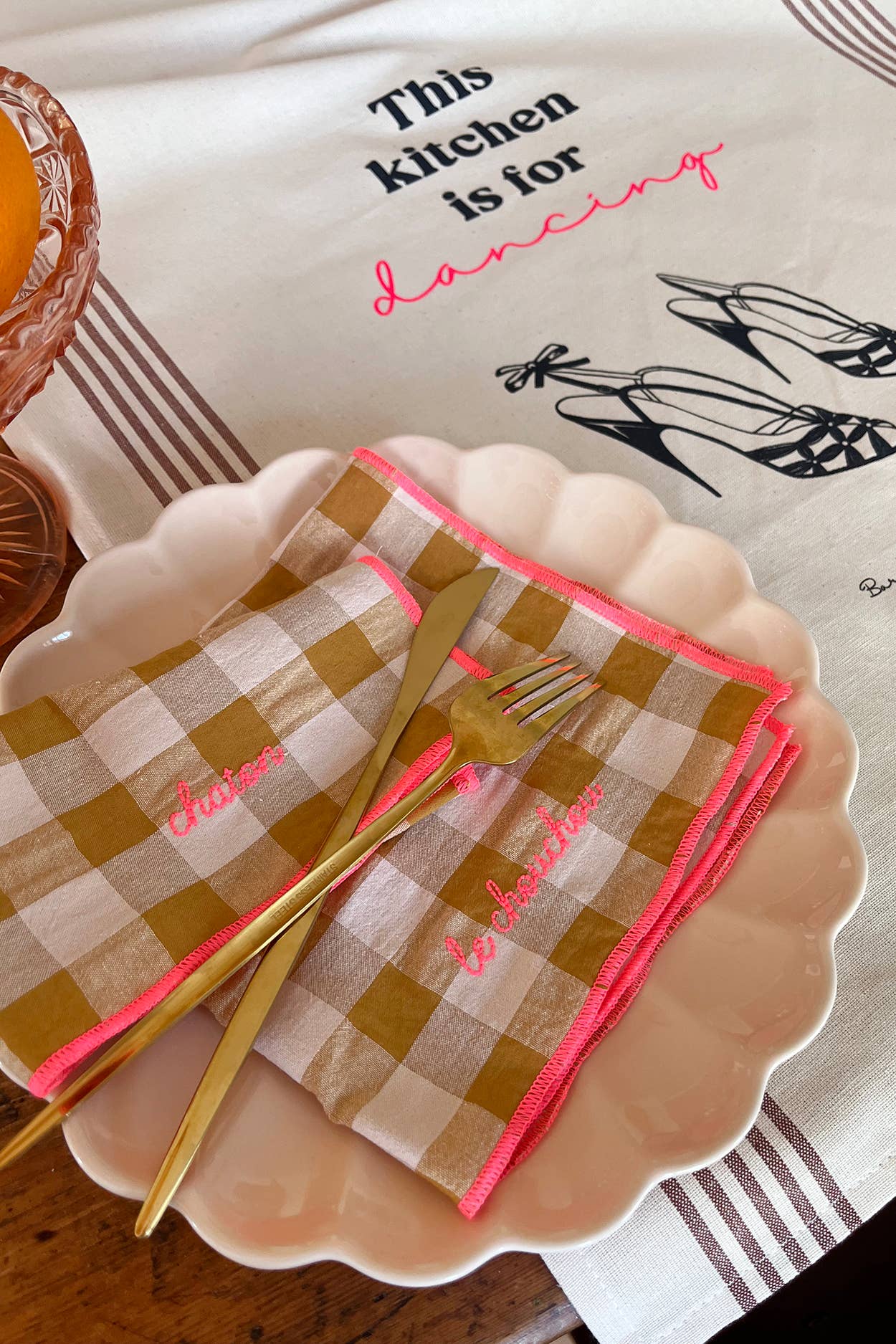 BARNABÉ AIME LE CAFÉ - Wholesale Dinner & Cloth Napkin - Gichy plaid and embroidery napkins11