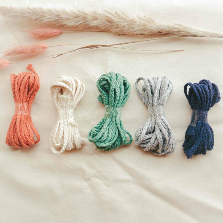 Kit fai-da-te per cesta sospesa in macramè | Set per lavori creativi per la vendita all'ingrosso da parte di Die Kerzenwerkstatt