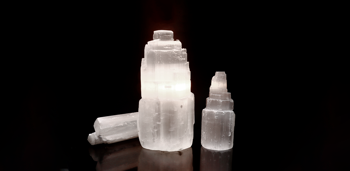 Vives de la Cortada S.L – Engroshandel Spirituelle sten og krystaller – Selenit måne2