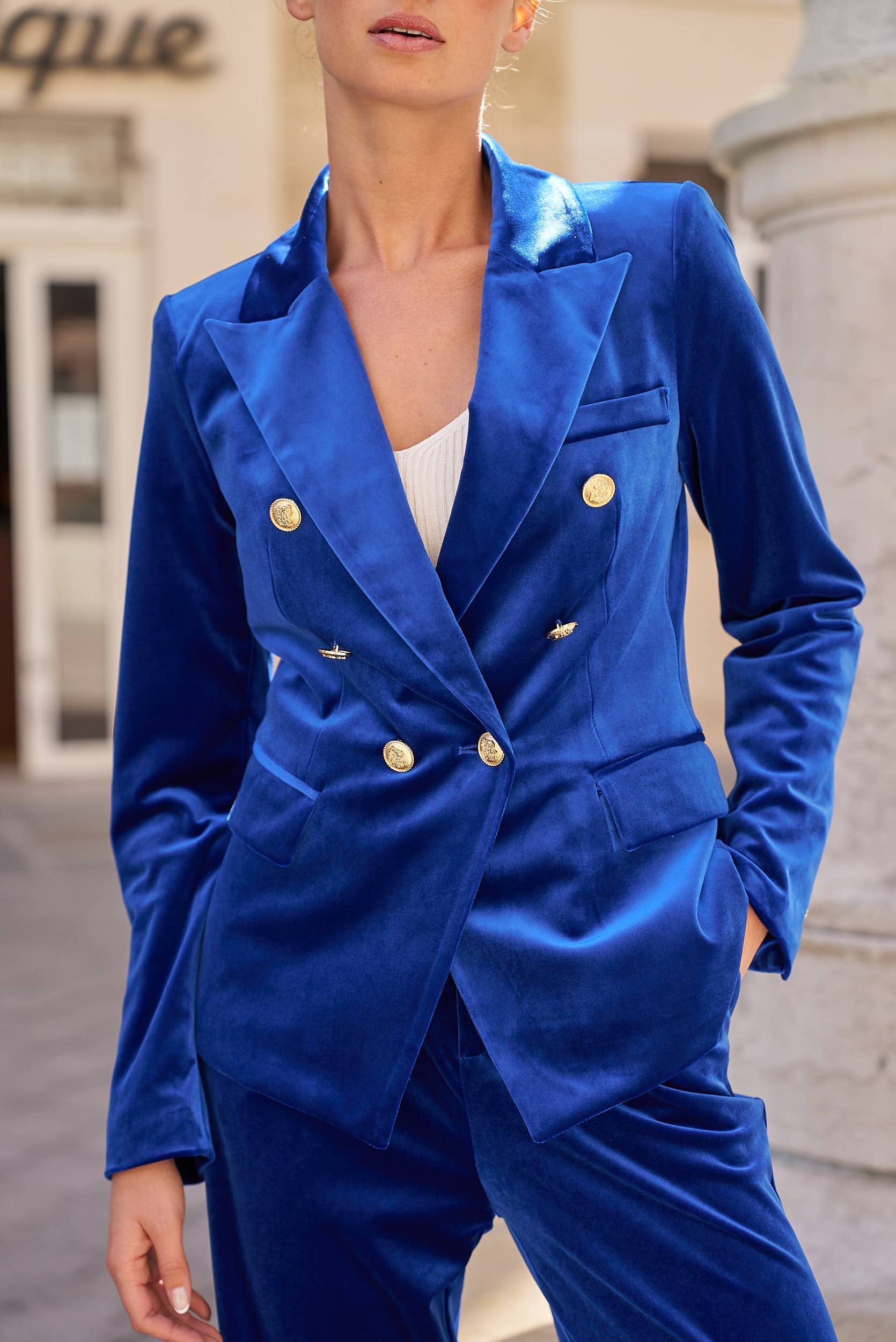 Attentif Paris - Venta al por mayor Chaqueta - Mujer - Chaqueta de terciopelo entallada con botones dorados dobles81