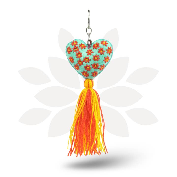 Lumily - Vente Porte-clés – femme - Porte-clés cœur brodé avec pompon - Mexique