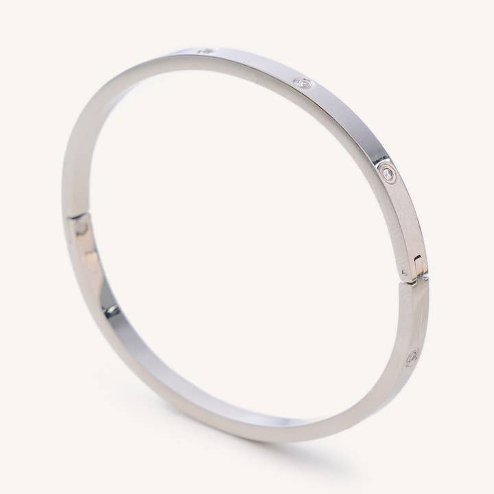 Bracelet jonc Mini Corinne en argent pour la vente par Nikki Smith Designs