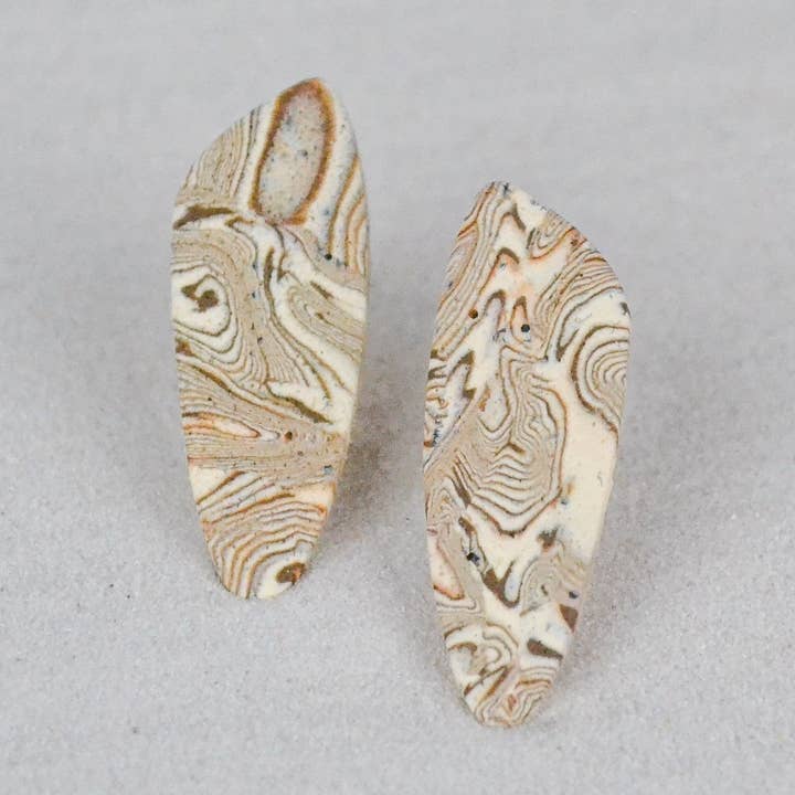 Brincos Cora em Desert por atacado de Linati Studio