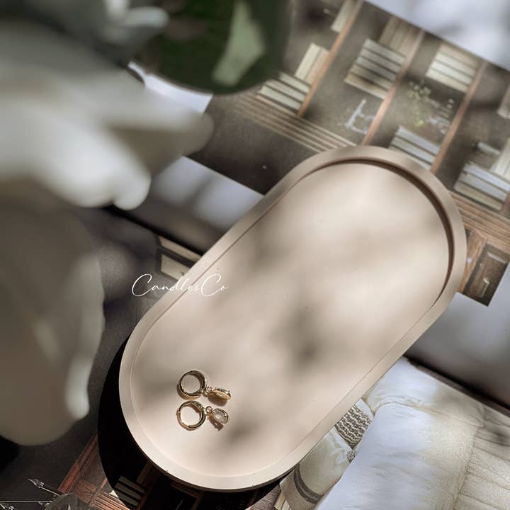 White Oval Trinket Tray for wholesale on Faire