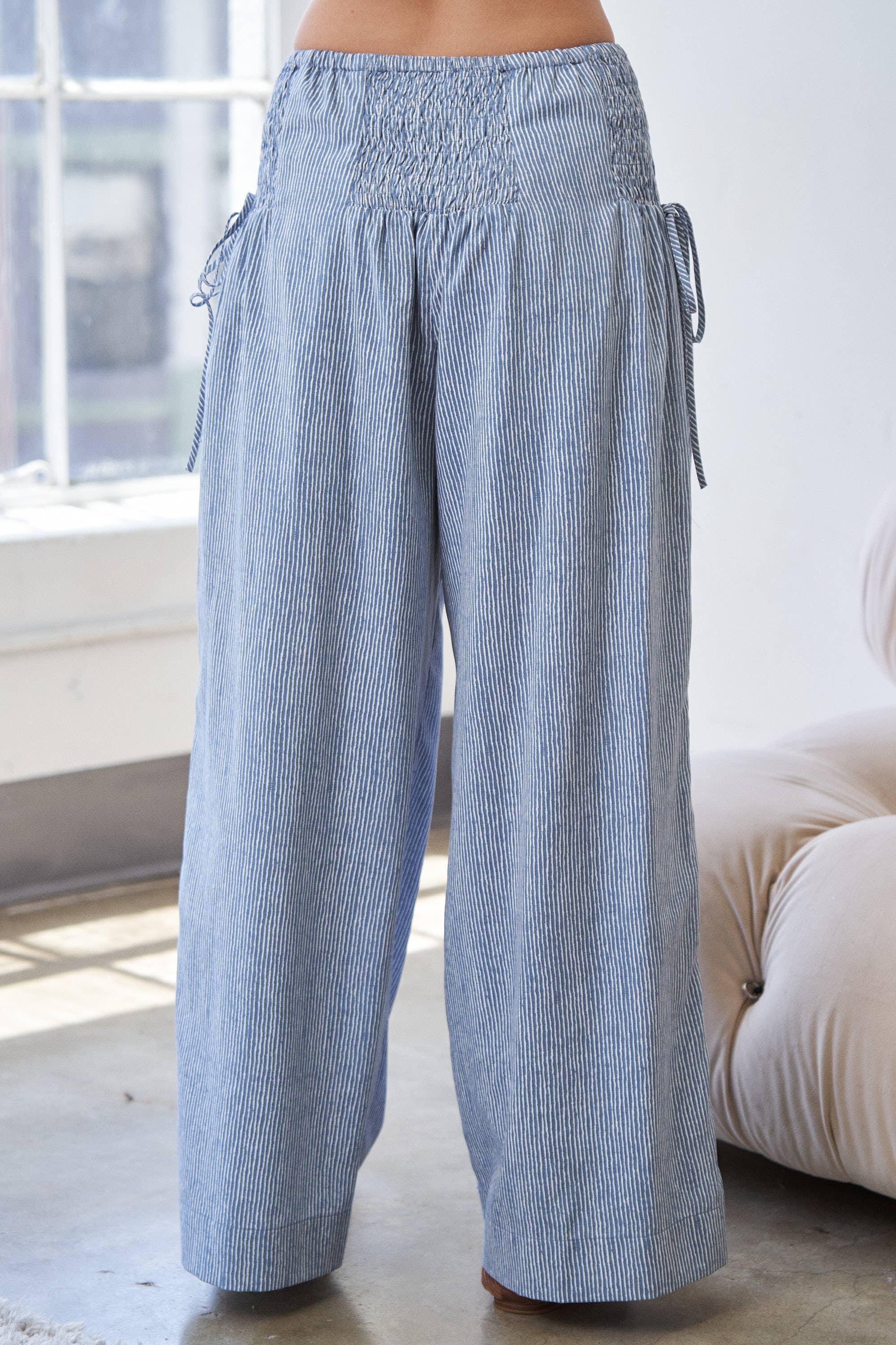 CANDESCENT - Wholesale Pants - Women's - Striped Wide Leg Smocked Pants (Matching Set)4