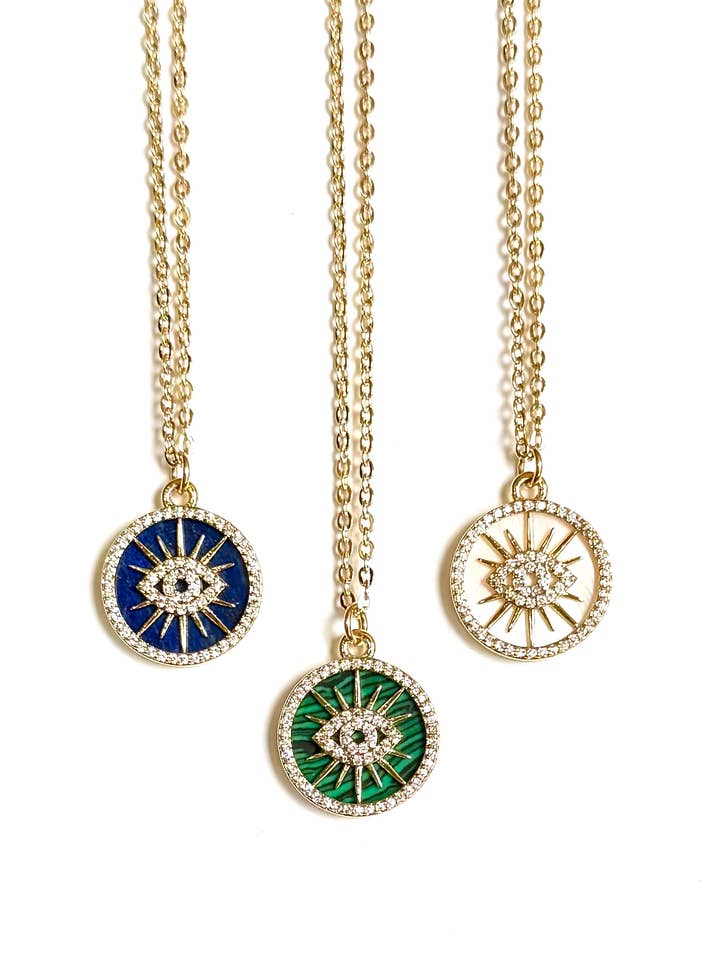 Collane con medaglione Evil Eye per la vendita all'ingrosso da parte di Jennifer Tuton Jewelry