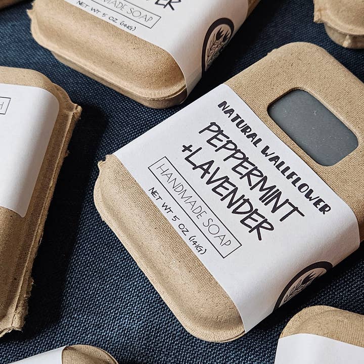 Natürliche Pfefferminz- + Lavendelseife für den Großhandel von Natural Wallflower