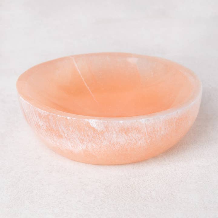 Tiny Rituals - Wholesale Crystal Charging Plate - Peach Selenite Crystal Recharging Bowl7