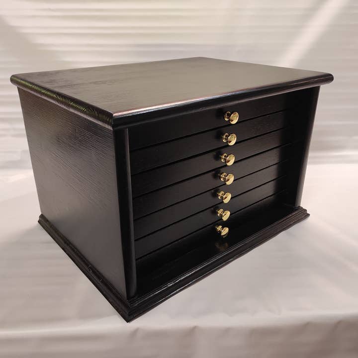 Real wood and Italian velvet coin box for wholesale by Coins&More