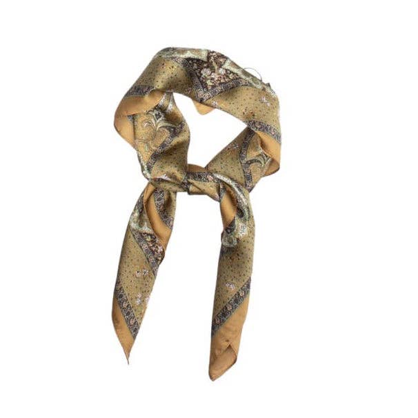 Assen Sjal Green per la vendita all'ingrosso da parte di 7East