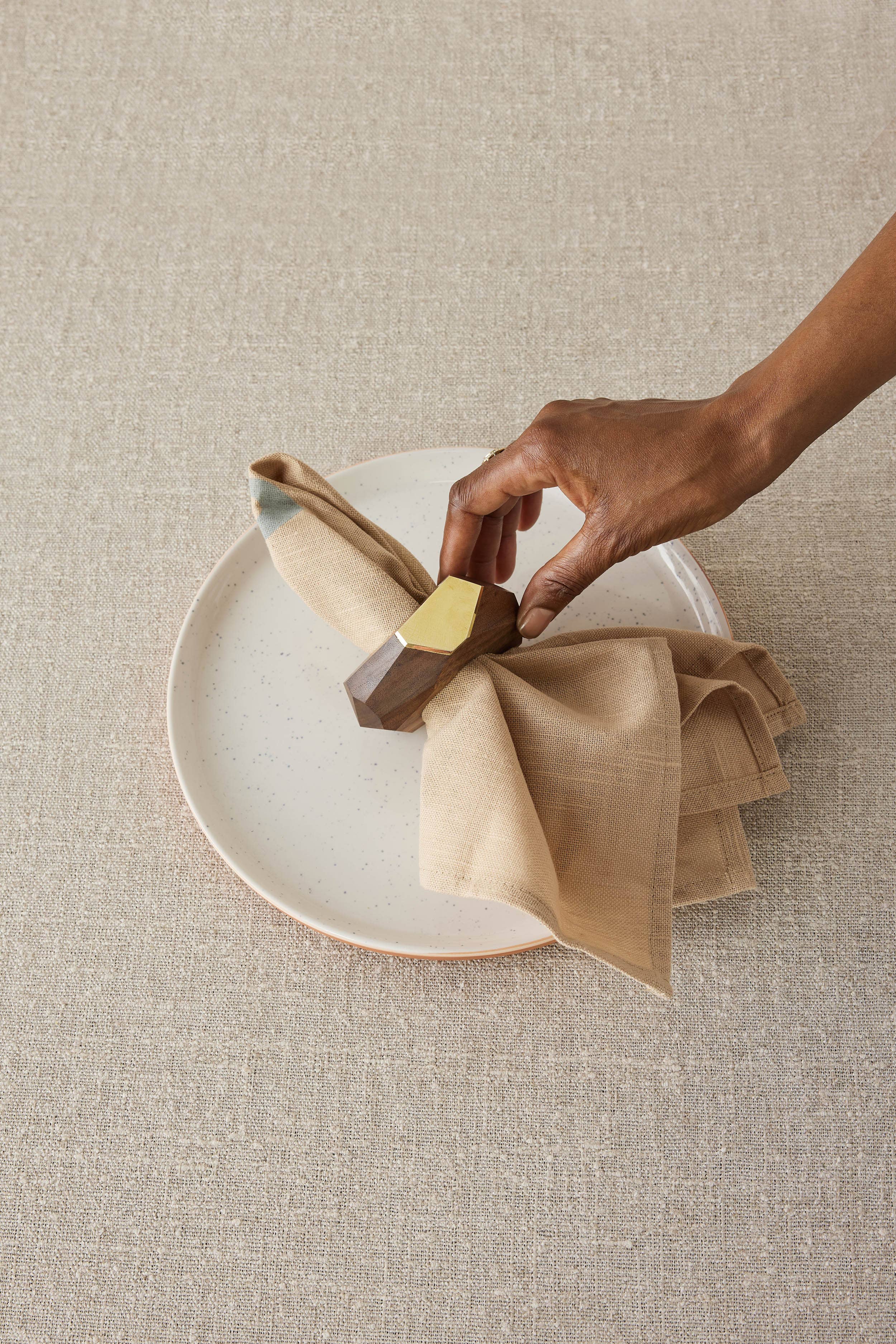 kanju Interiors – wholesale Napkin ring – Black Walnut and Brass Napkin Ring1