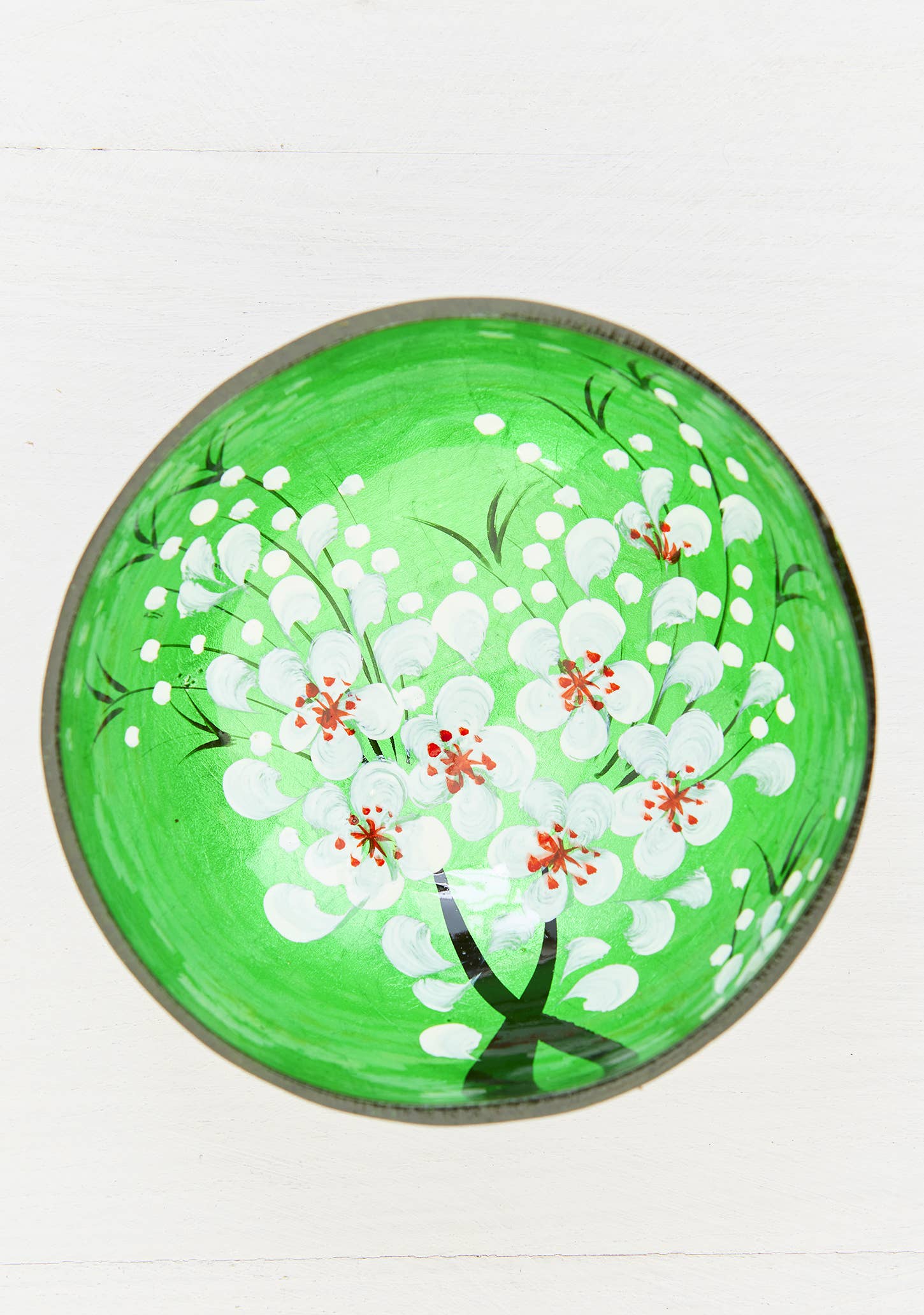 Namaste - Vente Assiettes/plats/bols de décoration - Bol en noix de coco, motif fleur5