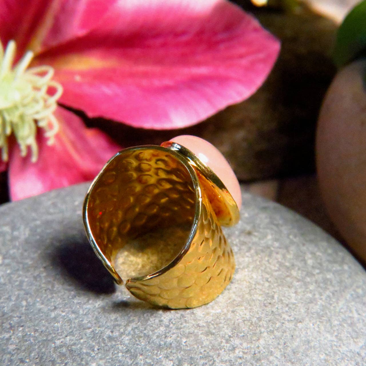 TOURMALYN - Wholesale Cocktail/Statement Ring - Gold plated rose quartz stone ring8