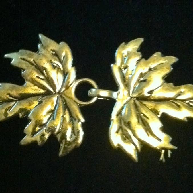 Silver Lady Inc. - Vente Broches - Fermoir Cape à double feuille
