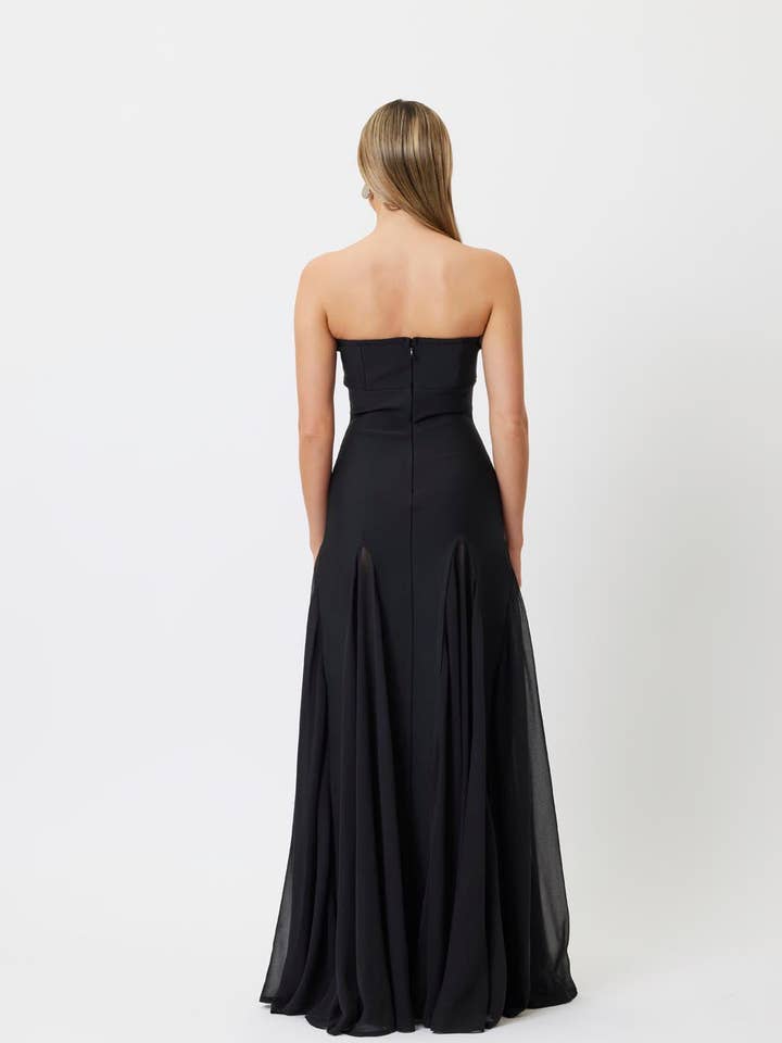 Bianca and Bridget - Wholesale Dress – Women's - Mae Maxi Dress Black6