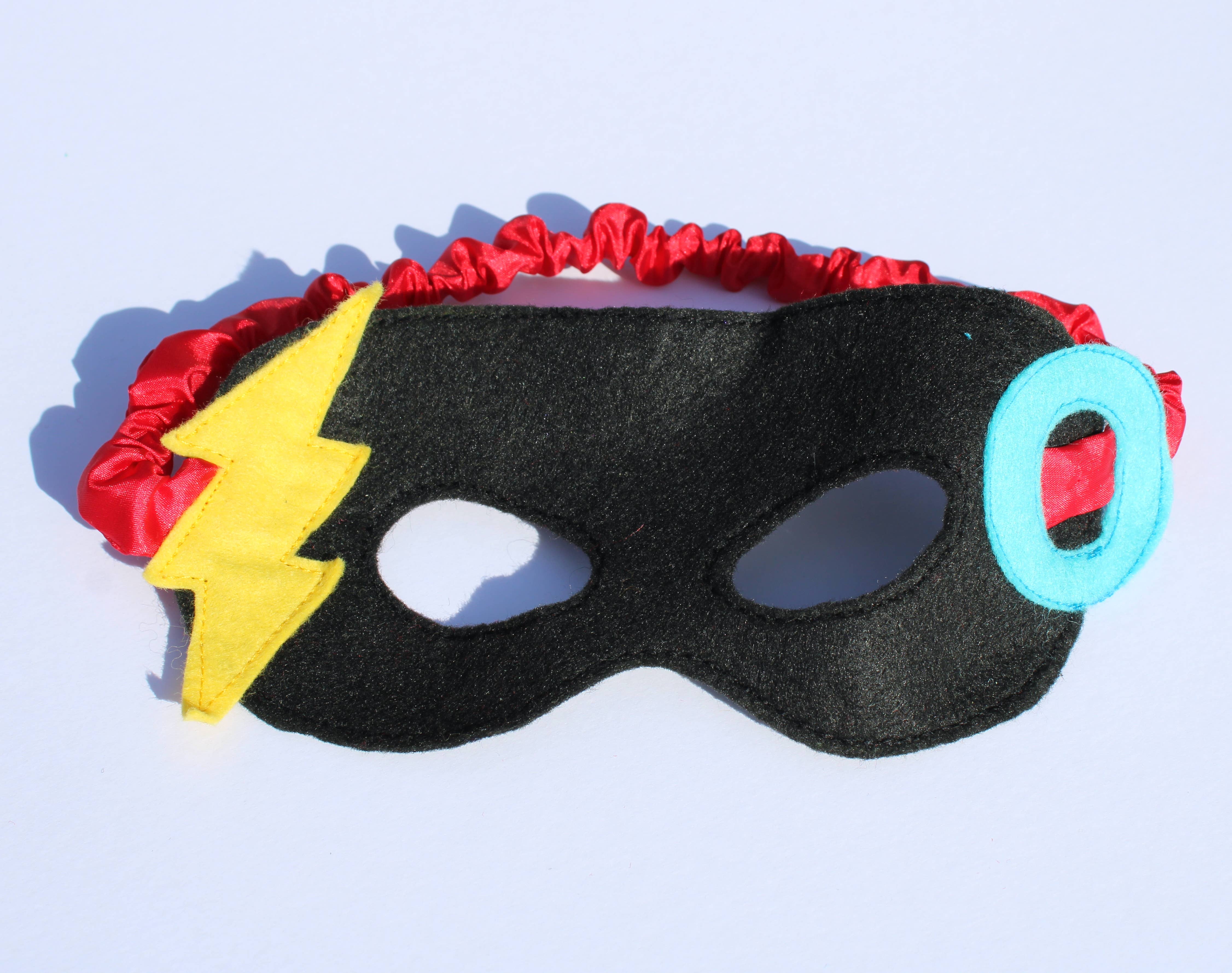 The Flat Of Kat – wholesale Costume – Child – Personalised Children’S Superhero Eye Masks With Alphabet4