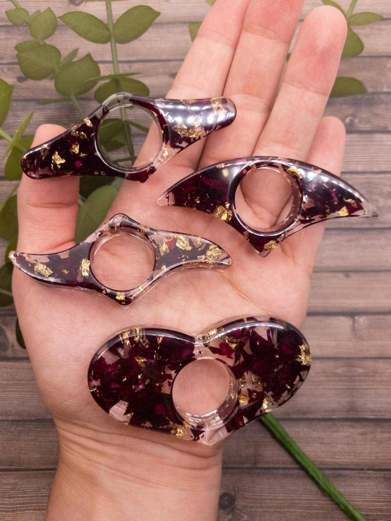 Botanically Bookish - Wholesale Book Holder - Rose & Gold Book Page Holder, Flower Thumb Page Spreader6