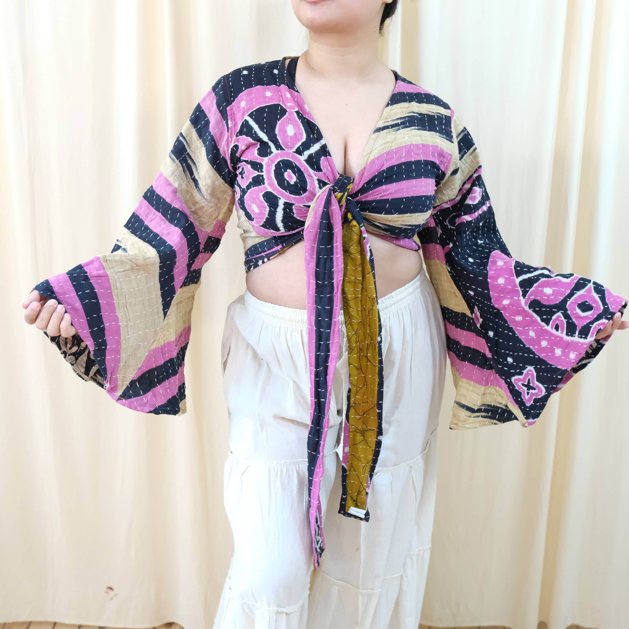 Karma Nepal Crafts - Vendita all'ingrosso Camicetta - Donna - Top Avvolgente Boho Kantha25