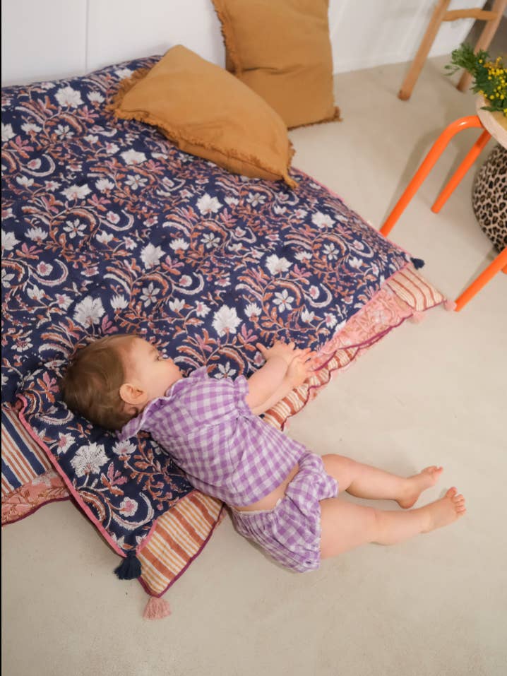 SO FAMILY – wholesale Skjortor – Barn – Stan Flicka blus med volangkrage i lila Vichy-mönster