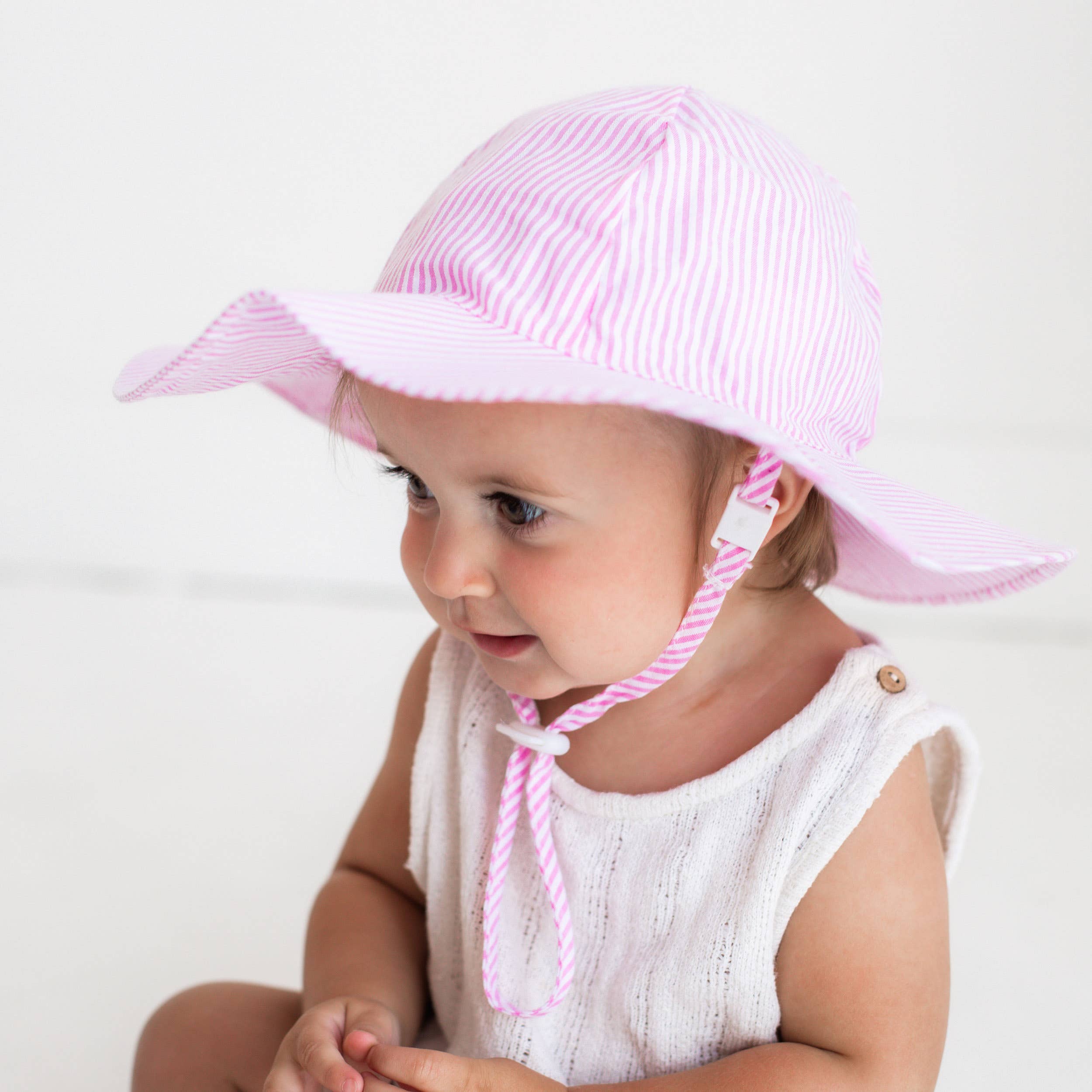 Huggalugs - Wholesale Sun Hat - Baby - Pink Seersucker Sunhat UPF 50+ Baby & Toddler2