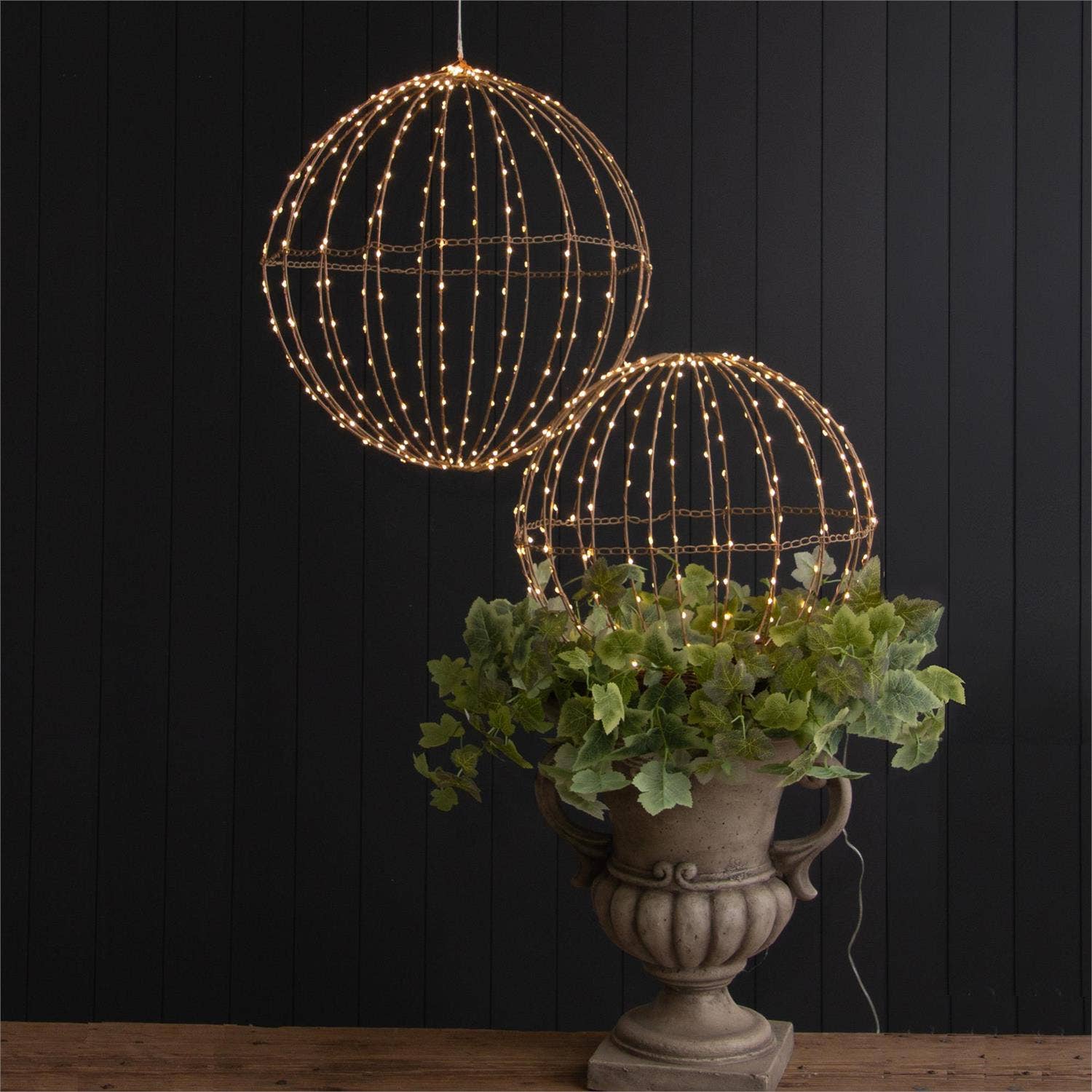 Audrey's Home & Gift – Großhandel Kronleuchter/Hängeleuchte – LED faltbare Lichtkugeln (Set mit 2 Stück)3