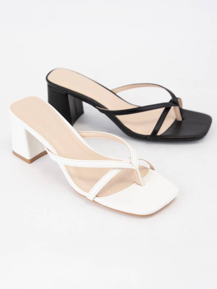 CCOCCI - Wholesale Low heels – Women′s - ELIA-1 THONG STRAP SQUARE TOE BLOCK HEEL SANDALS0