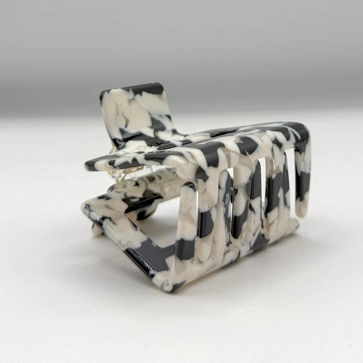 Love Attack - Wholesale Hair Clip - Women's - Raya Cellulose Acetate Hair Claw Clips33