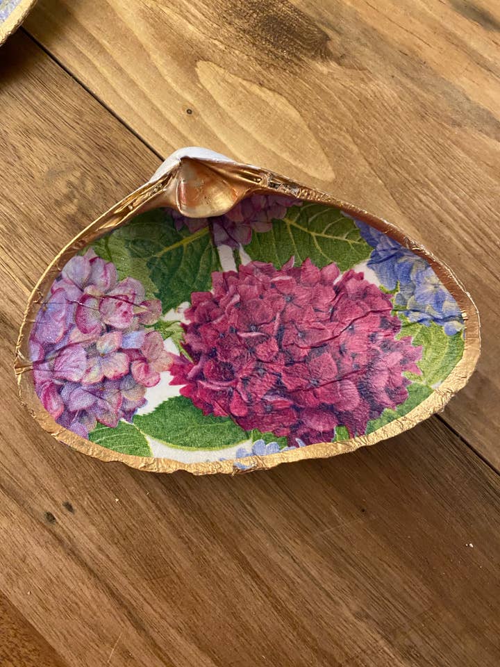 Purple Hydrangea - Plato de concha para venta al por mayor de Shore Hustle