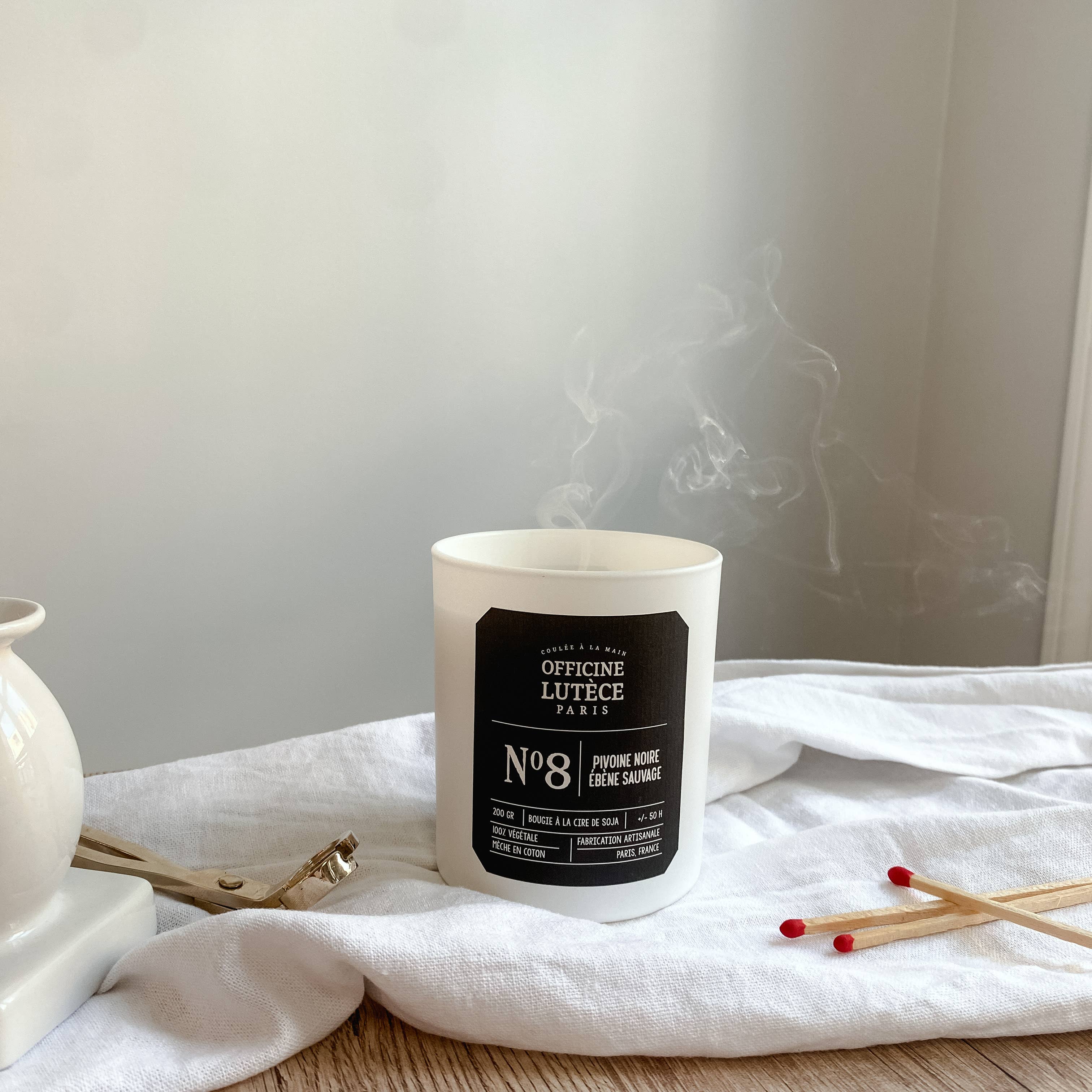 Officine Lutèce - Wholesale Jar/Filled Candle - Scented Candle Nº8 Black Peony Wild Ebony1