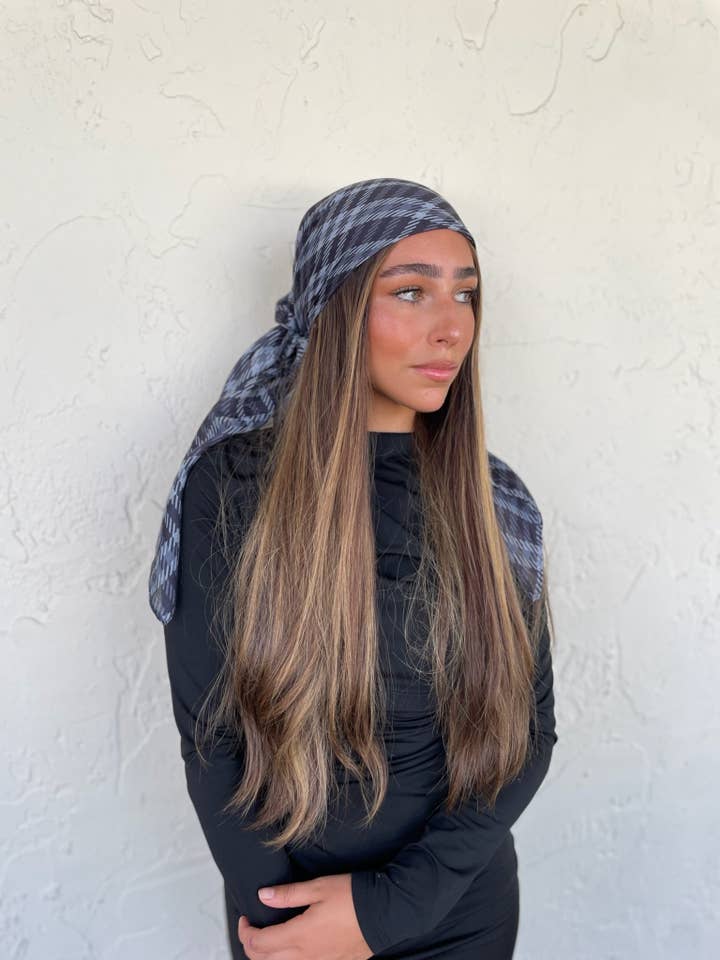 Lenço Quadrado de Padrão Pied-de-Poule Ardósia por atacado de The Scarf Bar