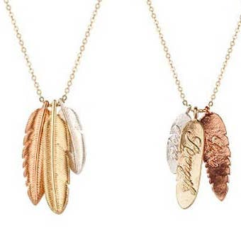 Ama la vita. Collana Lotta contro il Cancro per la vendita all'ingrosso da parte di Club Manhattan