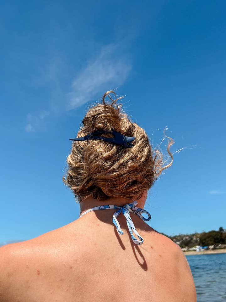 Navy lay flat claw 2.0 // Thick hair for wholesale by Share Studio