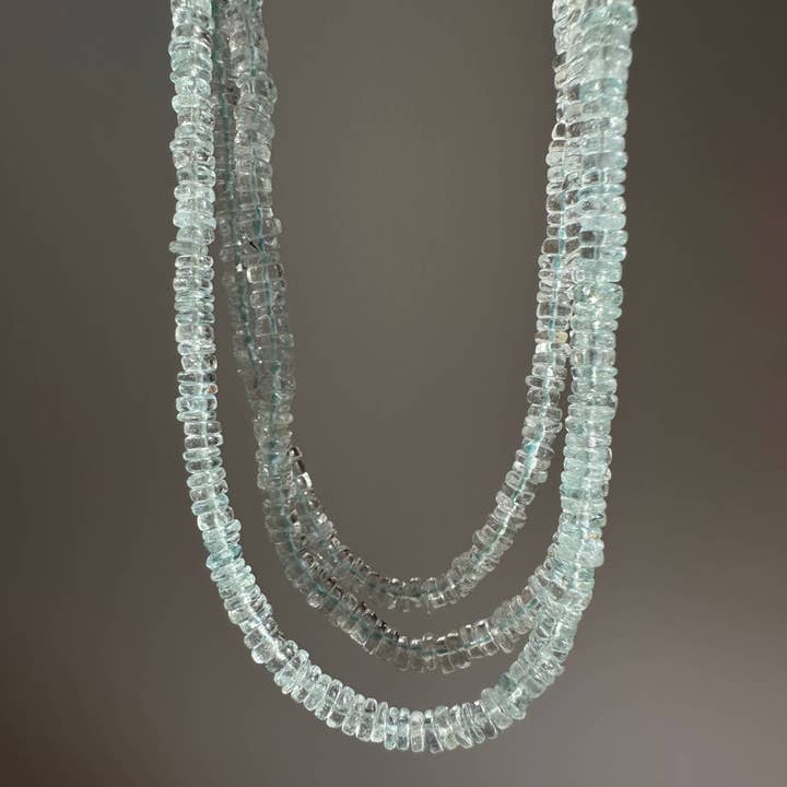 bleu Collier en topaze | Bleu ciel | Collier fermoir pierre précieuse d'été en vente sur Faire1