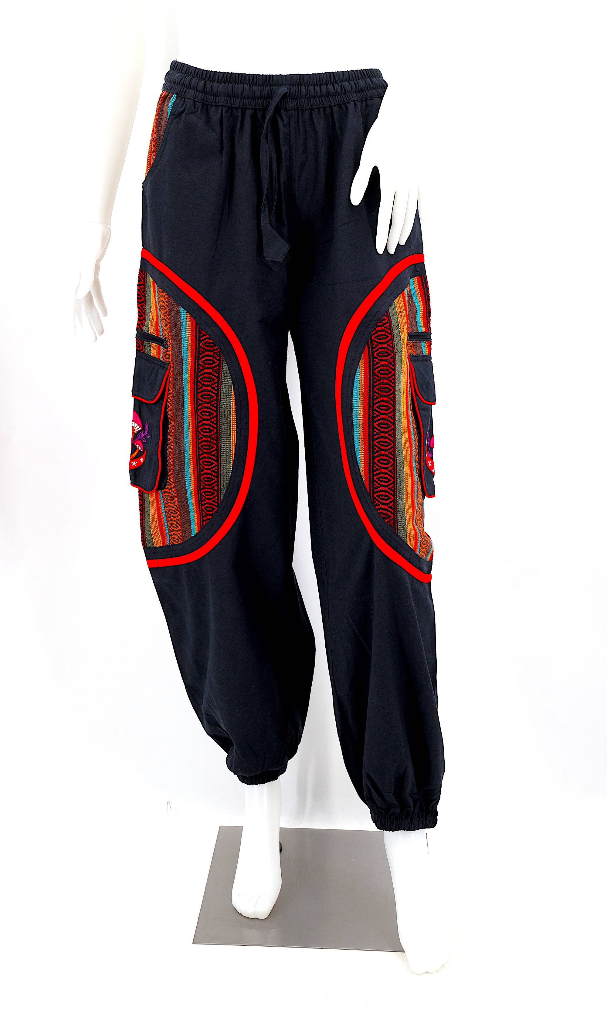 Himalaya Handmade - Venta al por mayor Pantalones - Mujer - Pantalones bohemios hechos a mano de algodón con bordado de luna y hongos estilo harem1