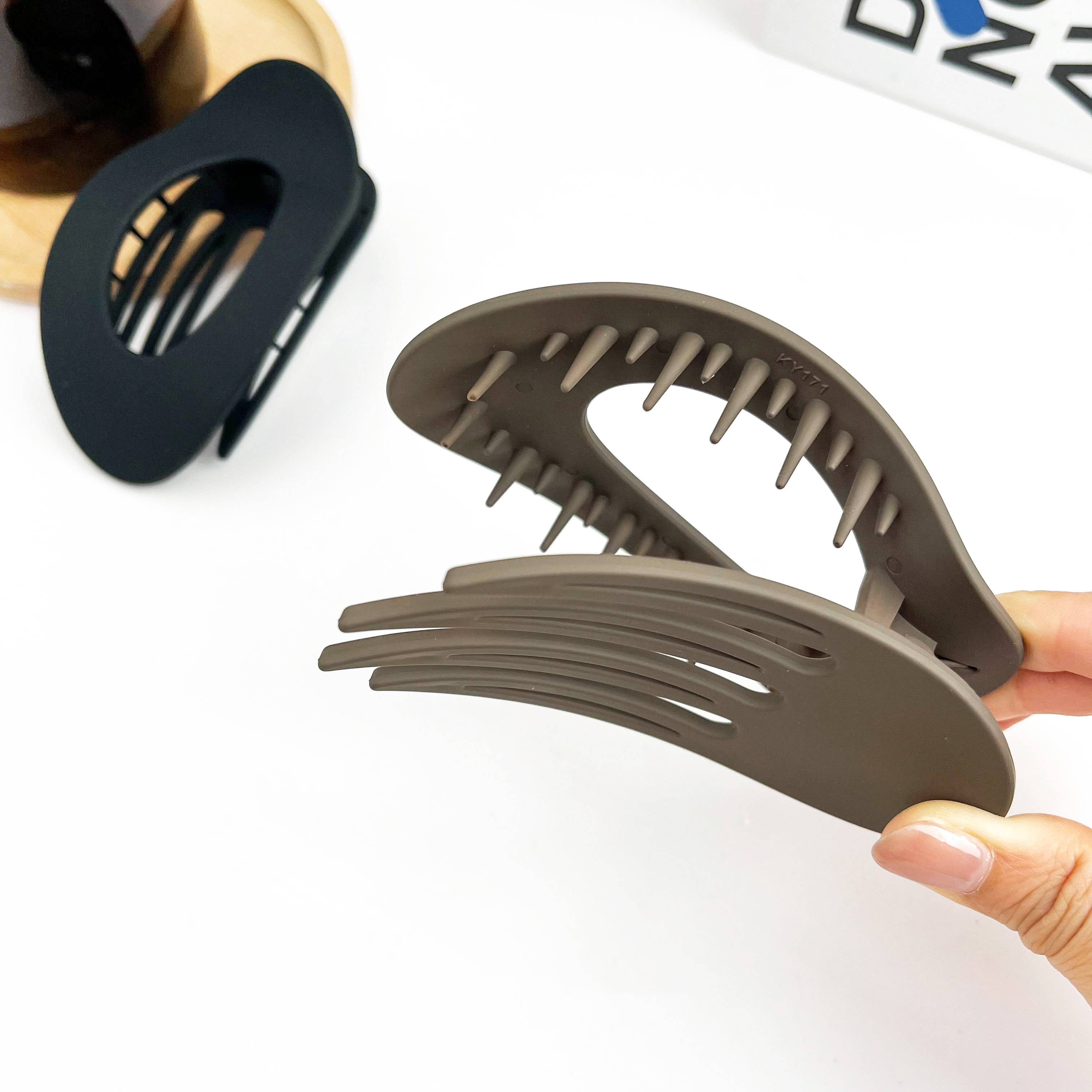 TheDivaSoap - Vente Pince à cheveux – femme - Pince à cheveux ovale unie, barrette minimaliste4