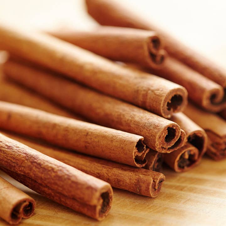 SPICY ORGANIC - Wholesale Dried Spice - Organic Cinnamon Sticks - Gluten Free, Non-GMO, and USDA Organic - 3.5-Inch Length, Ideal for Cooking, Beverages, or Desserts to Add a Rich, Spicy Aroma