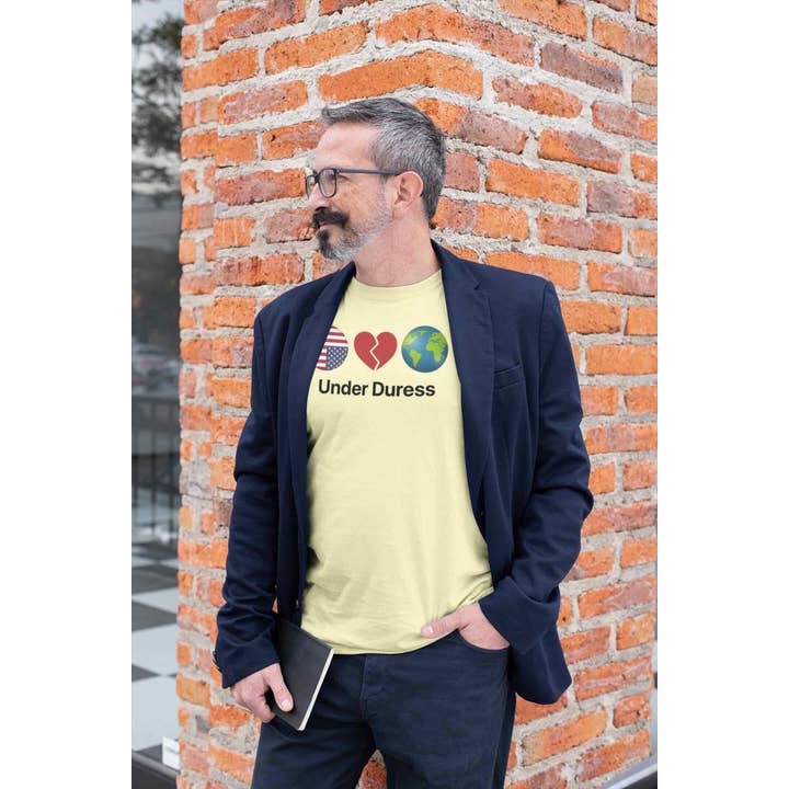 Sotto Costrizione - Maglietta per la vendita all'ingrosso da parte di Something True and Beautiful