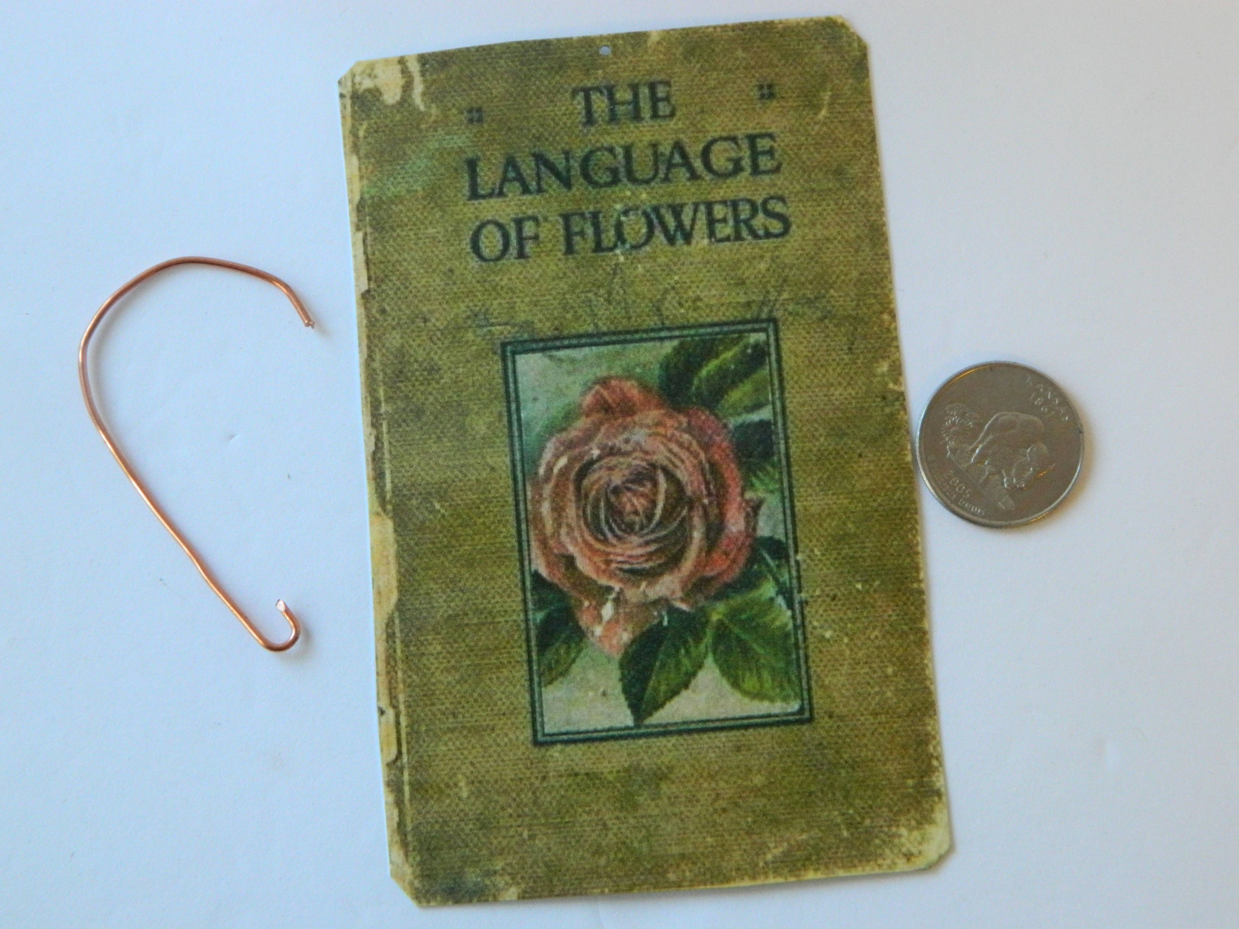 Sarah Wood Studio – Engroshandel Pynt – Ornament Antik Bogomslag Sprog af Blomster1