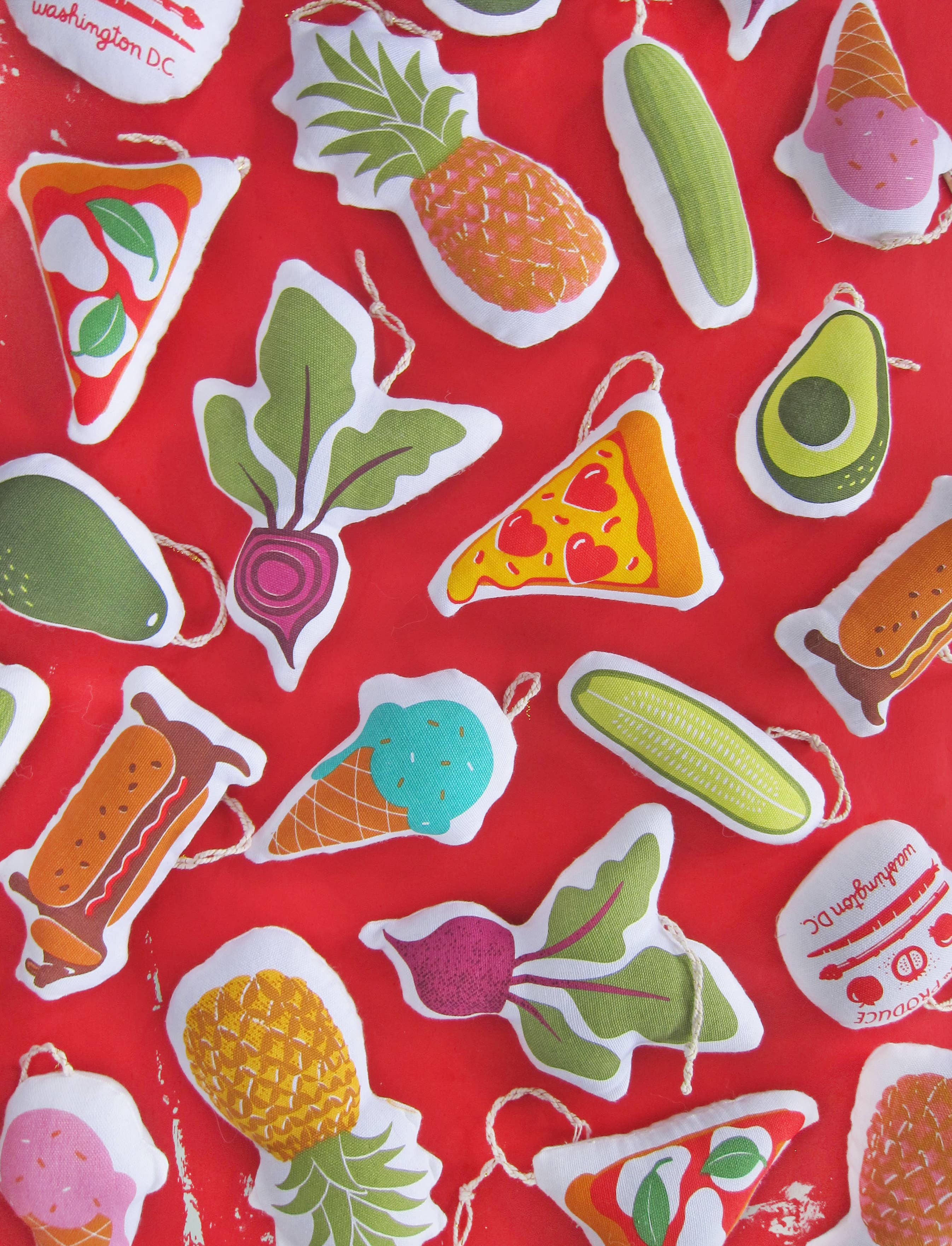 The Neighborgoods – wholesale Ornament – Pizza Christmas Ornament2