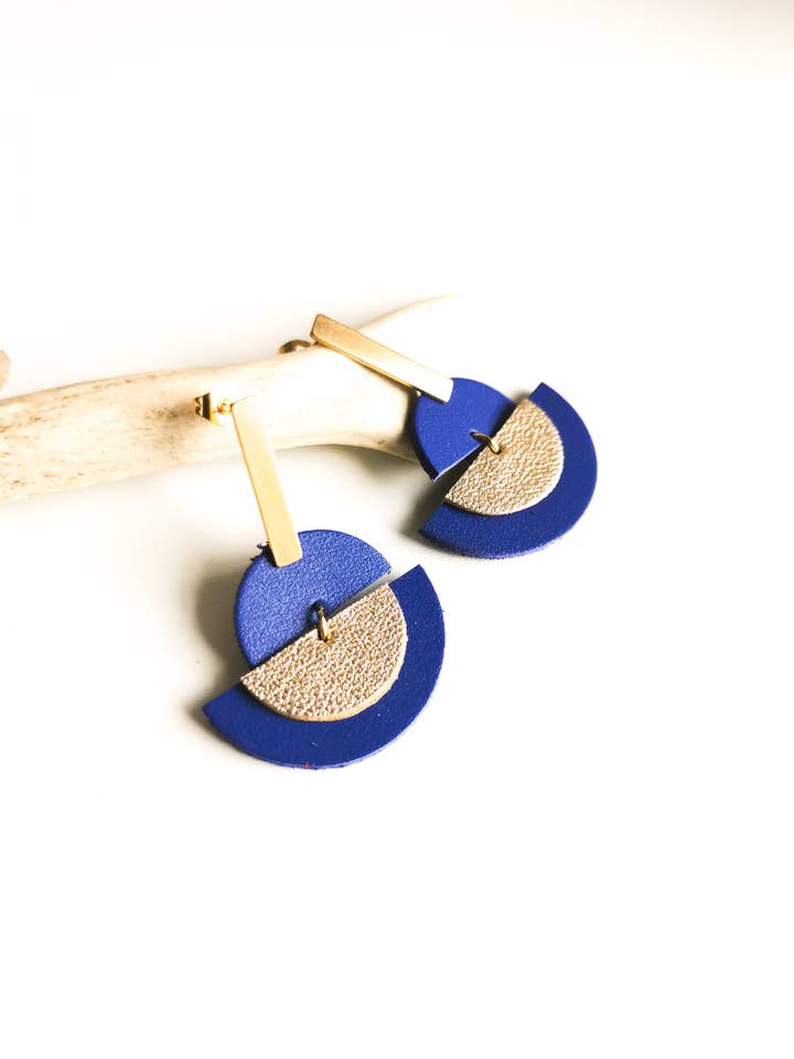 Örhängen - LUNA - Läder och Guldstål - LILA för wholesale av De fil en vadrouille