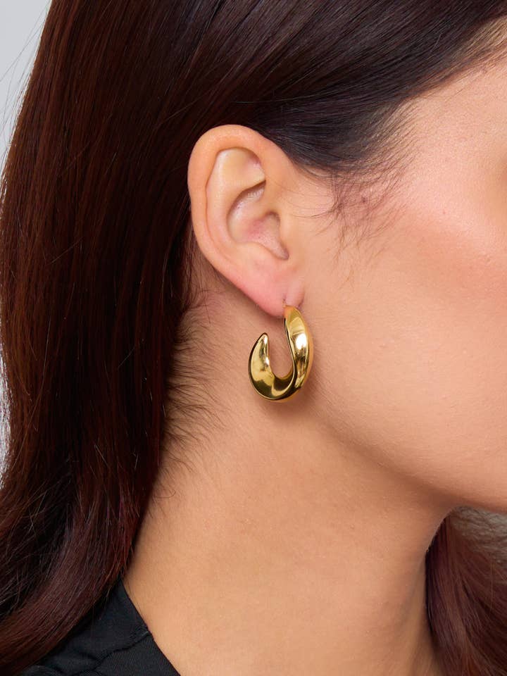 124AQ12 stainless steel half hoop earrings for wholesale by BYREN | ÉLINE L'ATELIER