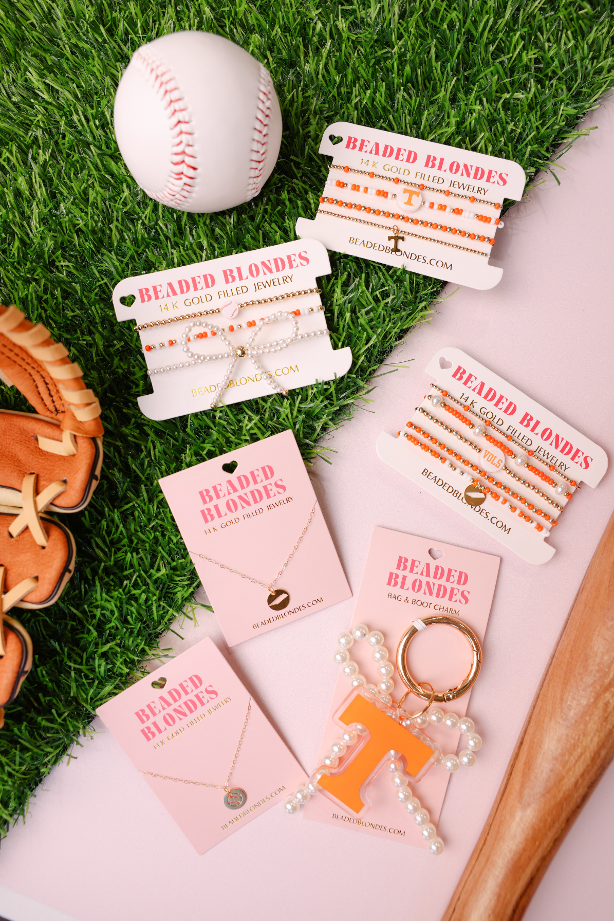 Beaded Blondes - Wholesale Beaded Bracelet - Tennessee Logo Flip Bracelet on Gold7