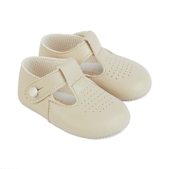 Early Days & Baypods - Wholesale Crib Shoes - Baby - B625 soft sole baby shoes button T-bar with punchette detail