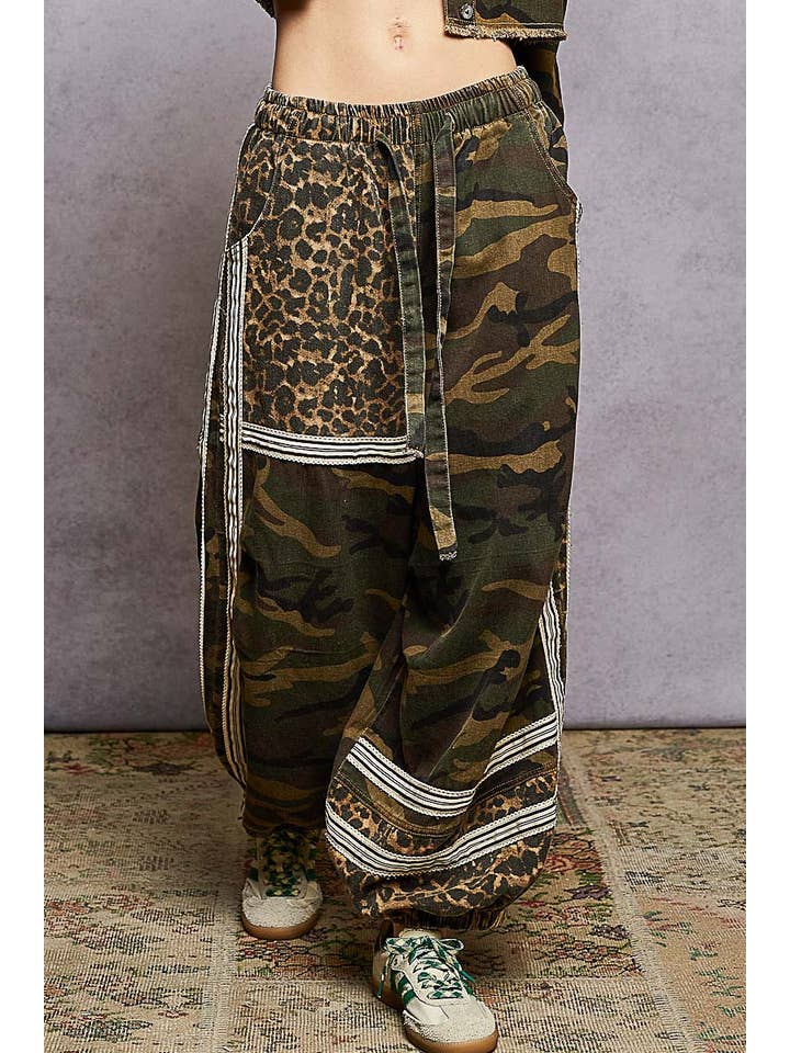 Pol Clothing - Wholesale Pants - Women's - Printed Woven Contrast Band Trim Jogger Pants5