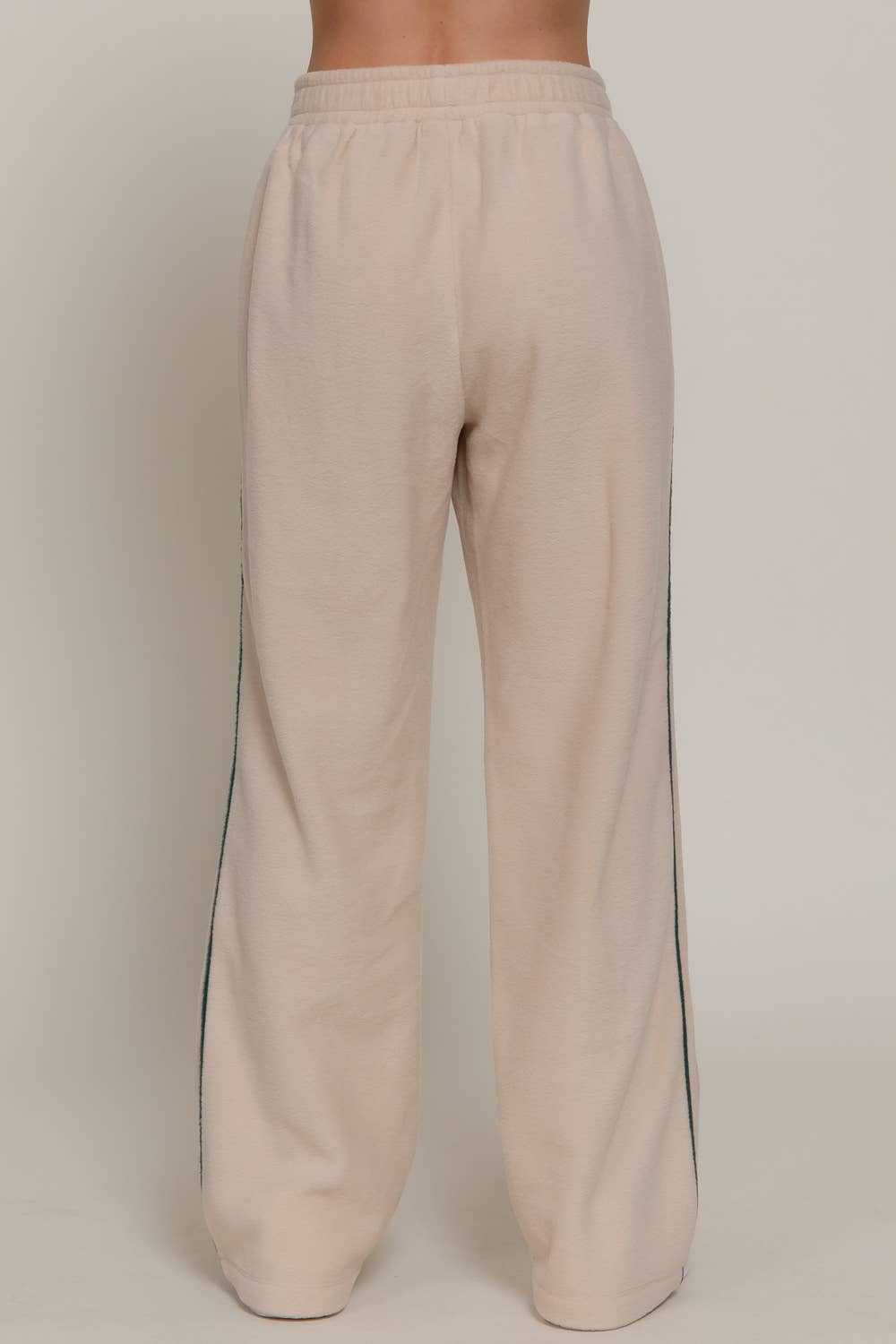 Active Basic | Active USA – calças de treino - Mulher por atacado – Calças de Fato de Treino com Detalhe de Vivo e Bordado de Perna Larga6