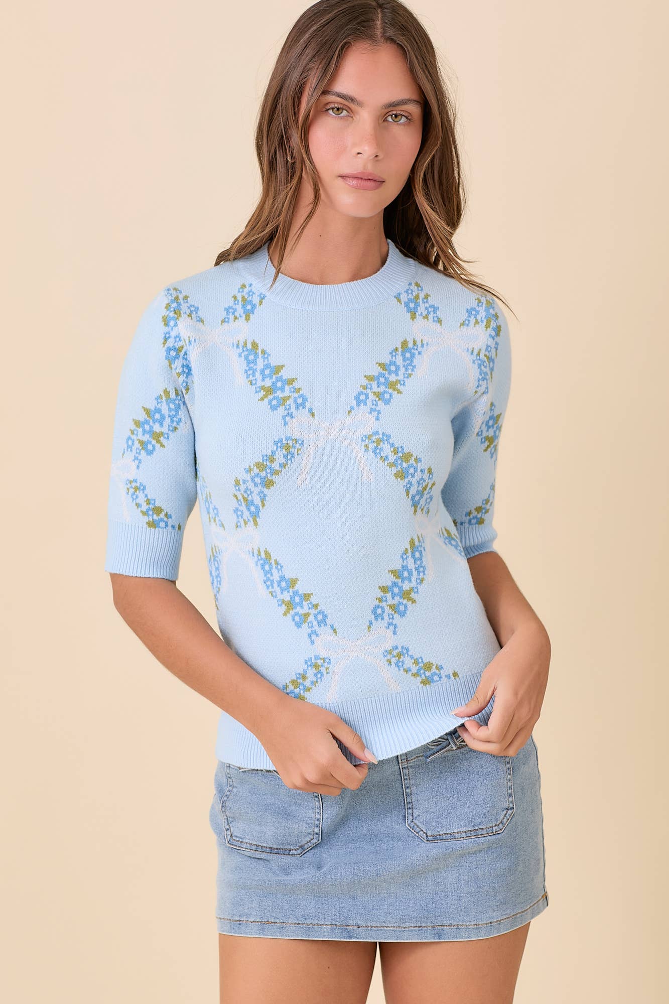 Main Strip – wholesale Knitted jumper – Women′s – Floral Ribbon Print Sweater Knit Top4