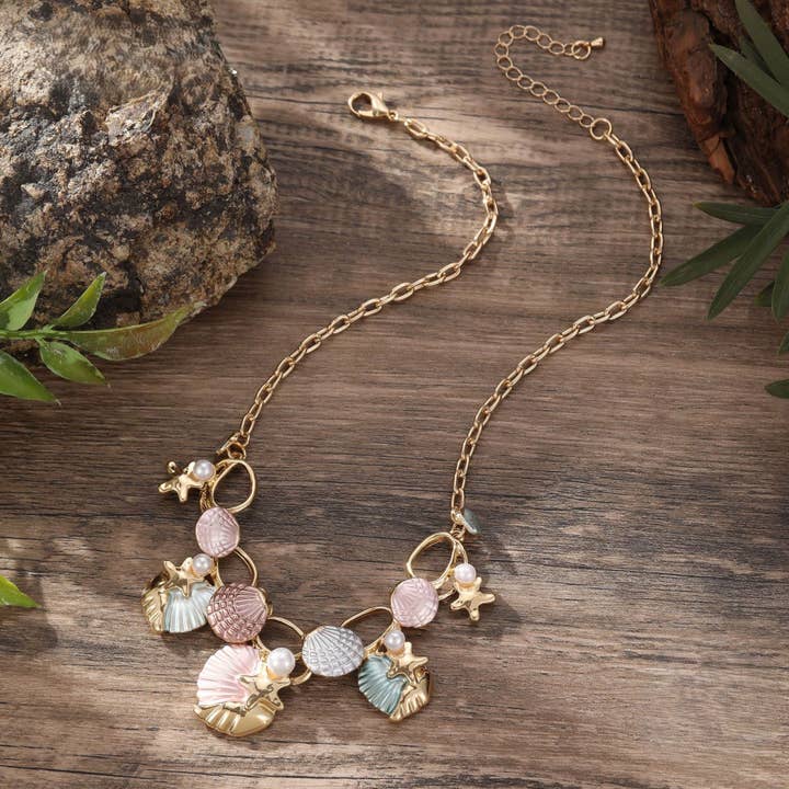 Seashell & Starfish Gold Chain Necklace NEK494 for wholesale by PEACH ACCESSORIES